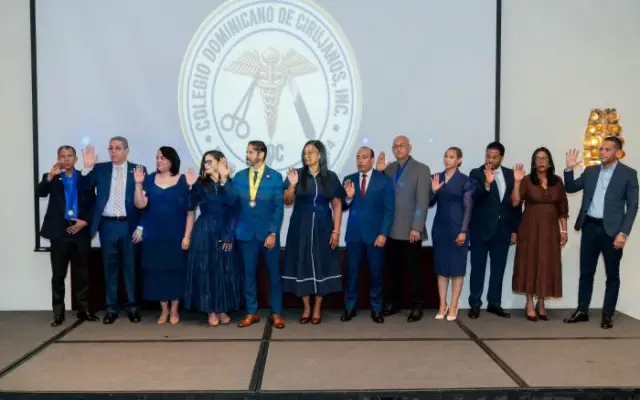 Posesionan nueva directiva del Colegio Dominicano Cirujanos