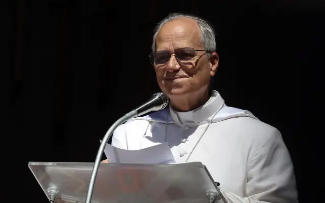 El Papa alerta la guerra provoca destrucción social y ecológica