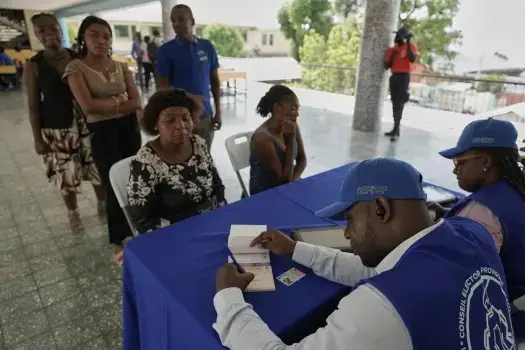 HAITI: Miembros del gobierno no podrán ser candidatos