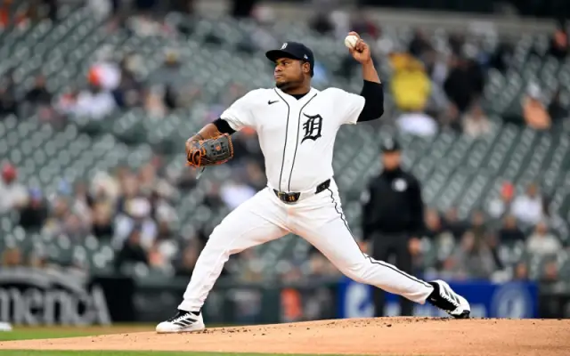 Dominicano Framber Valdez se consolida con éxito en las GL