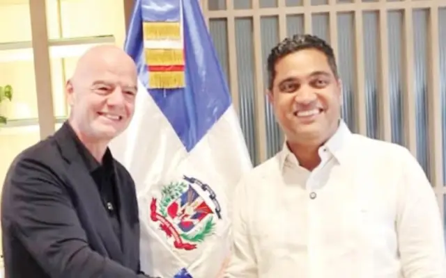 Infantino desafía petición de vicepresidente FIFA y viaja a RD
