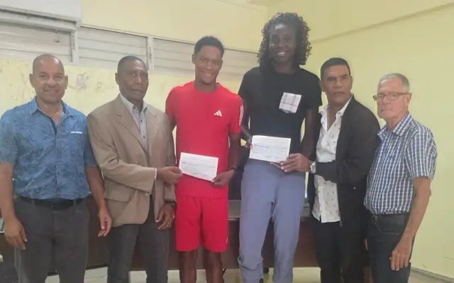 Atletismo entrega RD$10.3 MM en incentivos a medallistas JCC