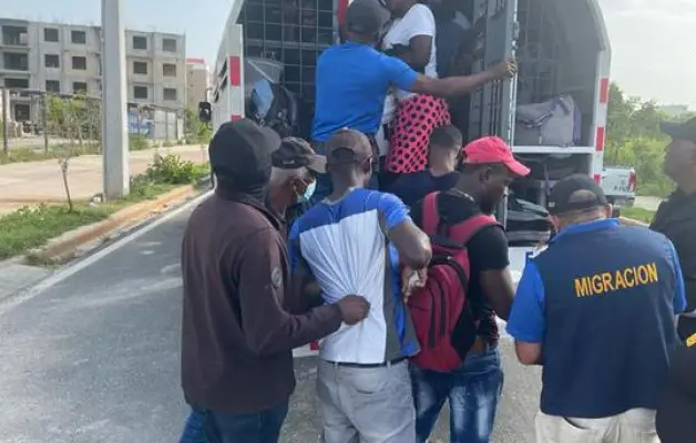 DGM detiene a 24 haitianos en operativos migratorios en SD