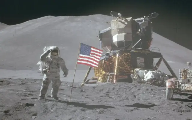 Trump promete la Humanidad volverá pisar la Luna antes 2028
