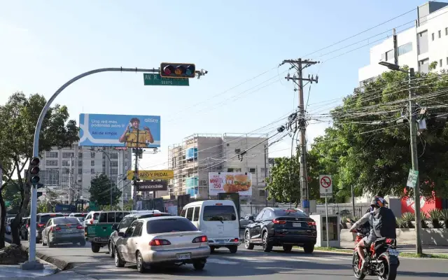 Gobierno proyecta eliminar los semáforos de SD hacia el Cibao