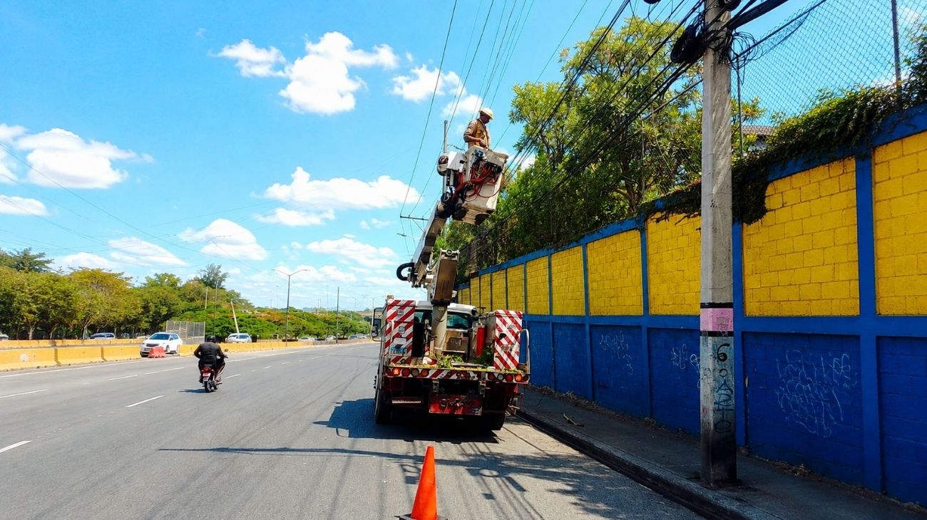 Edeeste invierte RD 843,117,091 en redes eléctricas de Capotillo