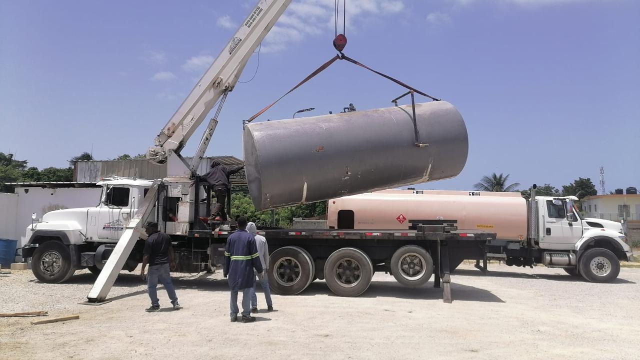 MICM y Ceccom incautan combustible y cigarrillos por RD$22.8 millones