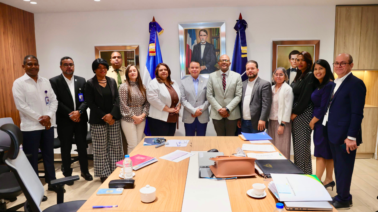 SNS y CMD pactan agotar diálogo antes de llamados a paralizaciones