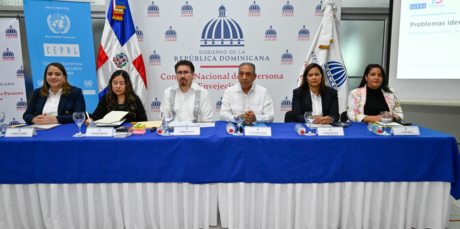Conape y Cepal avanzan en Plan Nacional de Envejecimiento 2026-2036