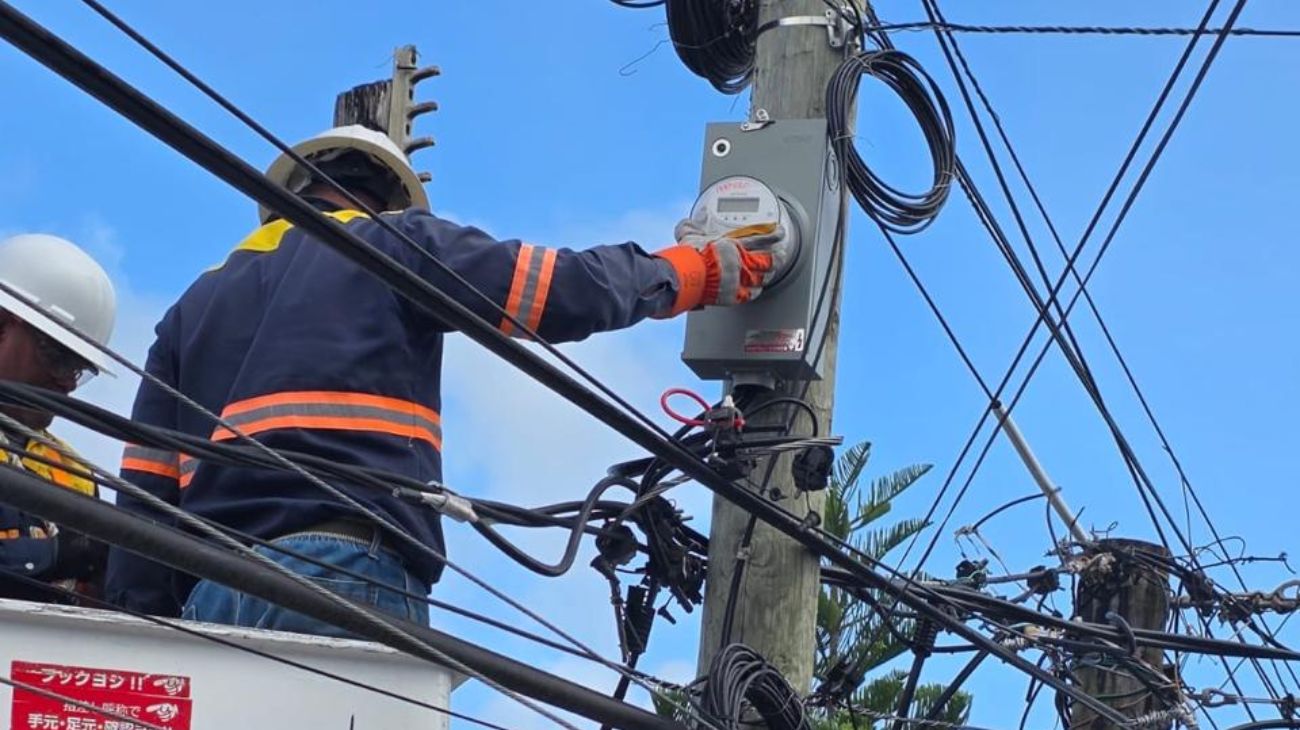 Edeeste inicia despliegue de 145,000 medidores inteligentes