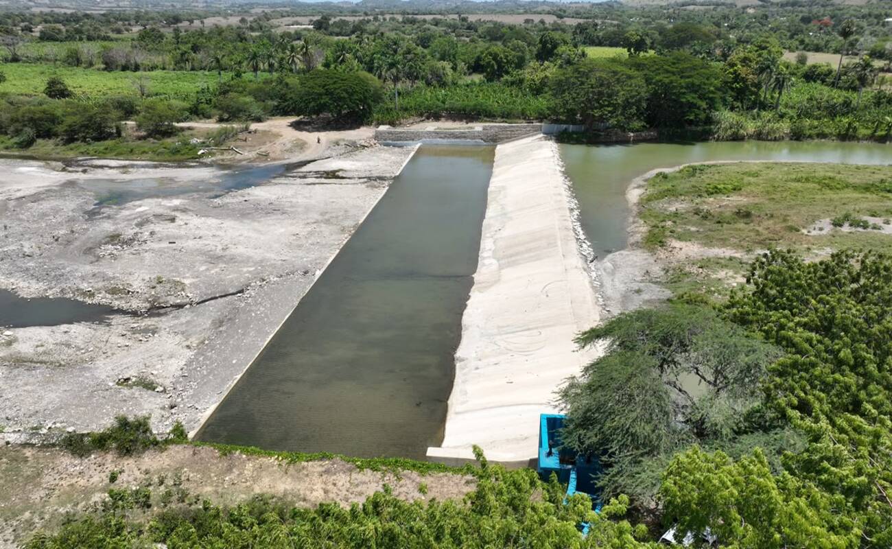 Indrhi adjudica 14 obras hidráulicas en el norte por RD$420 millones