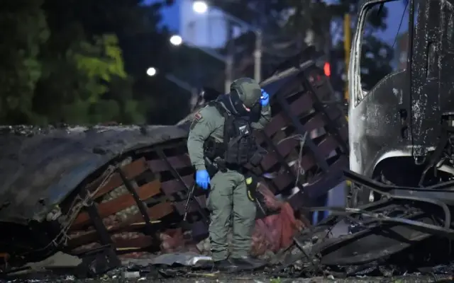 Atacan varias zonas Colombia a un día posesión De la Espriella