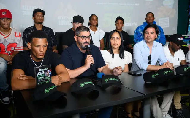 Feudri Franco y Junior Desir prometen “fuego en el ring”
