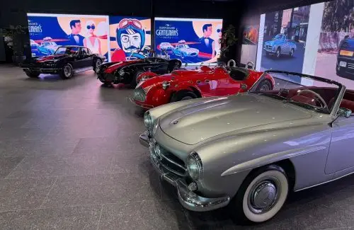 Jornada de autos clásicos y exhibición aérea este domingo
