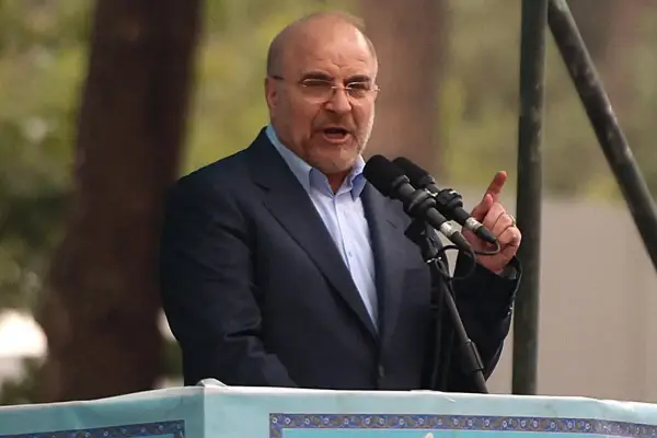Irán amenaza con atacar infraestructura petrolera EU