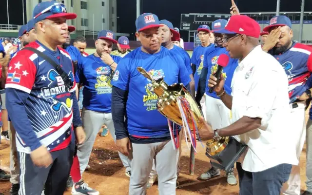 95 North-Cristo Fe conquista la corona Júnior B ante los Mellos
