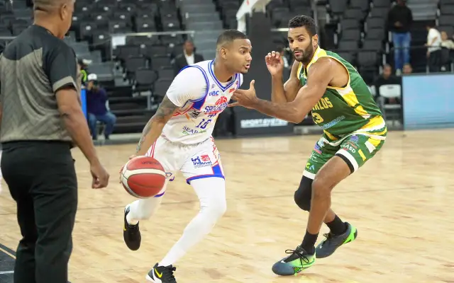 San Lázaro vence a San Carlos y continúa invicto en TBS Distrito