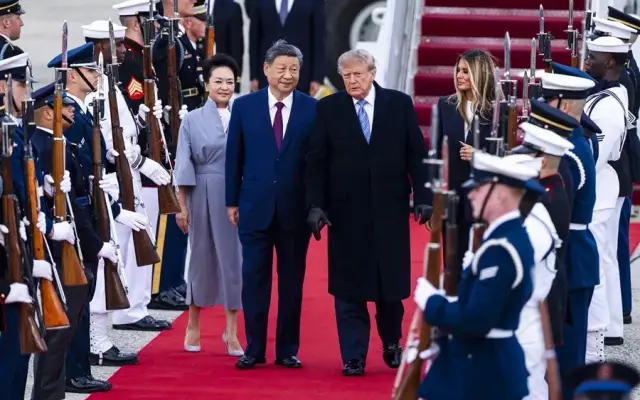 Trump asegura ni EEUU ni China frenarán el desarrollo de la IA