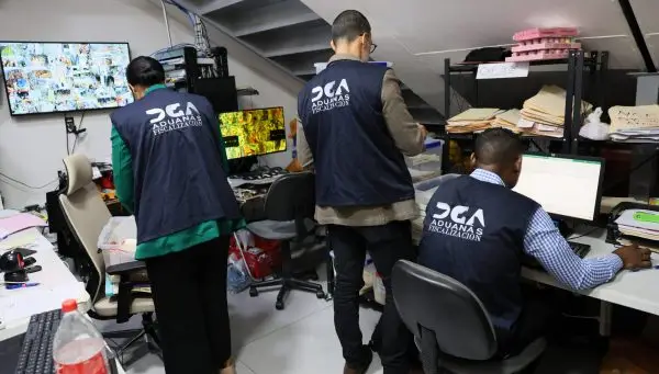 Aduanas recupera $1,652 MM tras fiscalizar empresas asiáticas