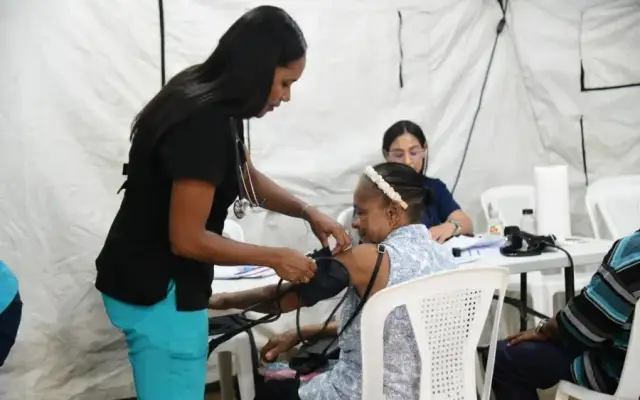 Más de 4,500 personas reciben servicios salud gratuitos en Mao