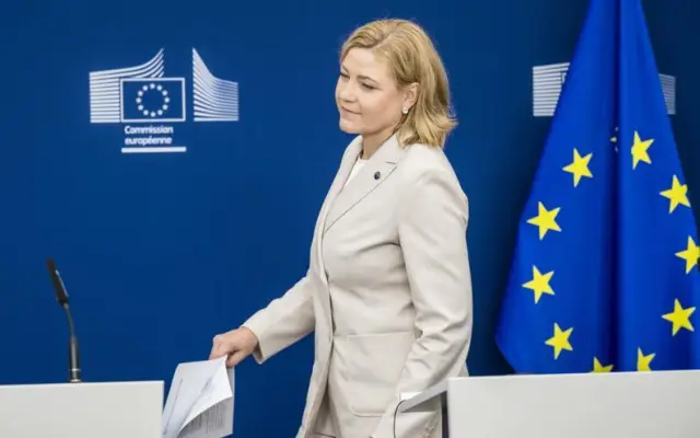 UE no ve realista acuerdo global para ralentizar desarrollo de IA