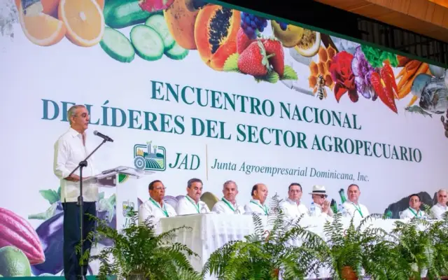 Abinader resalta modernización y competitividad del campo RD