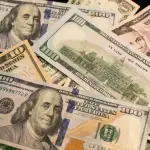 Dólar se mantiene cerca de RD$60 este fin de semana
