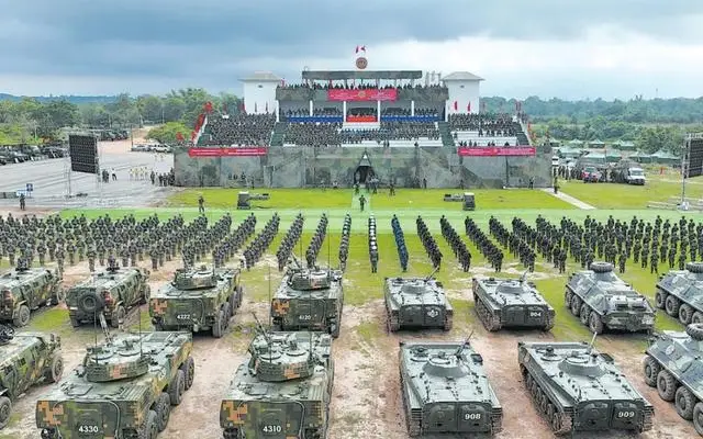 China inaugura base de apoyo militar en aeropuerto de Laos
