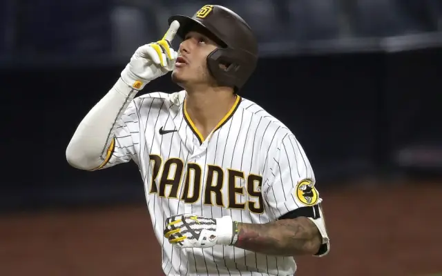 Manny Machado mantiene a los Padres en buena posición en GL