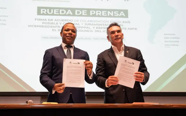 País Posible junto a la COPPPAL capacitan dirigentes en México