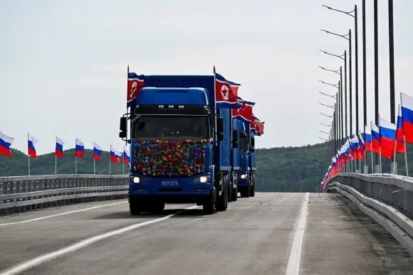 Moscú y Piongyang inauguran puente conecta a ambos países
