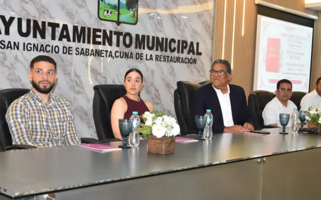 SABANETA: Papo Fernández pone libro en circulación