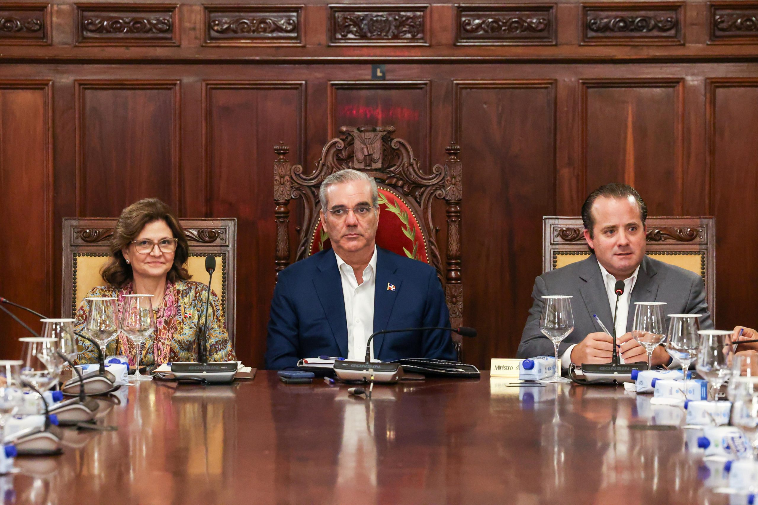 Presupuesto 2027: Gobierno aprueba RD 2,036,844.2 millones