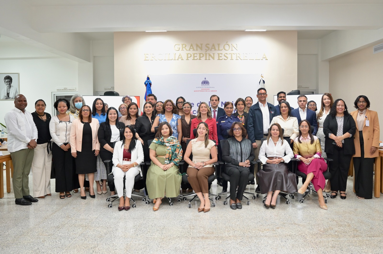 Gabinete de Mujeres alinea acciones de más de veinte instituciones