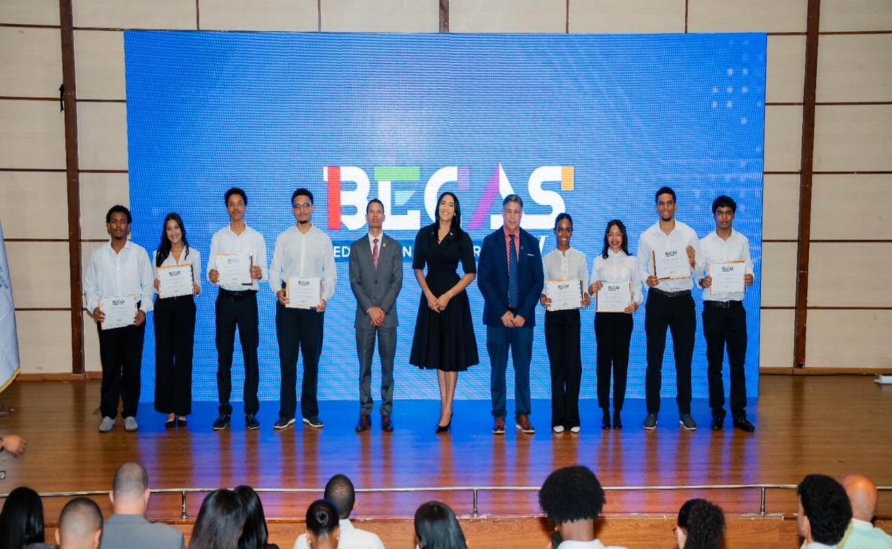 ITLA otorga 118 becas de educación superior por RD 11 millones