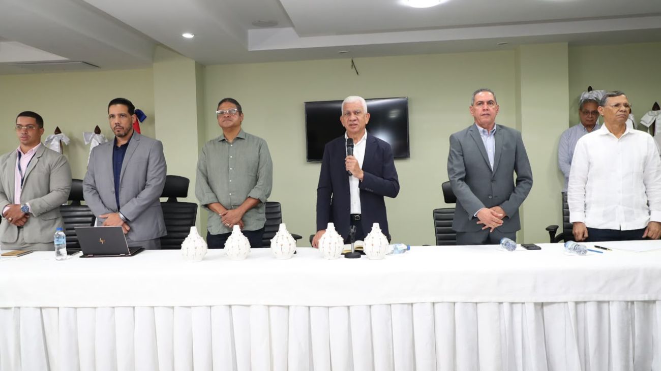 Intrant y Fenatrado evalúan medidas para tránsito de carga pesada