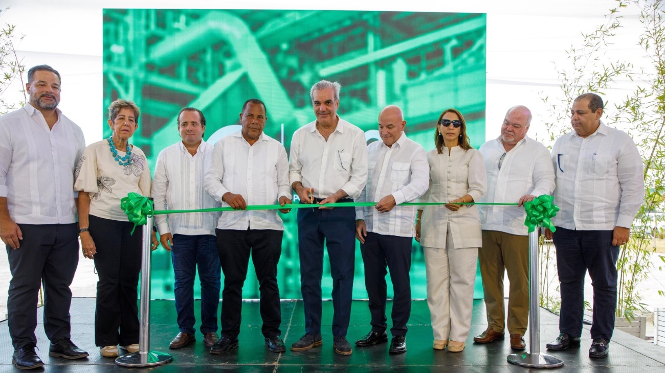 Abinader inaugura planta de residuos en Puerto Plata
