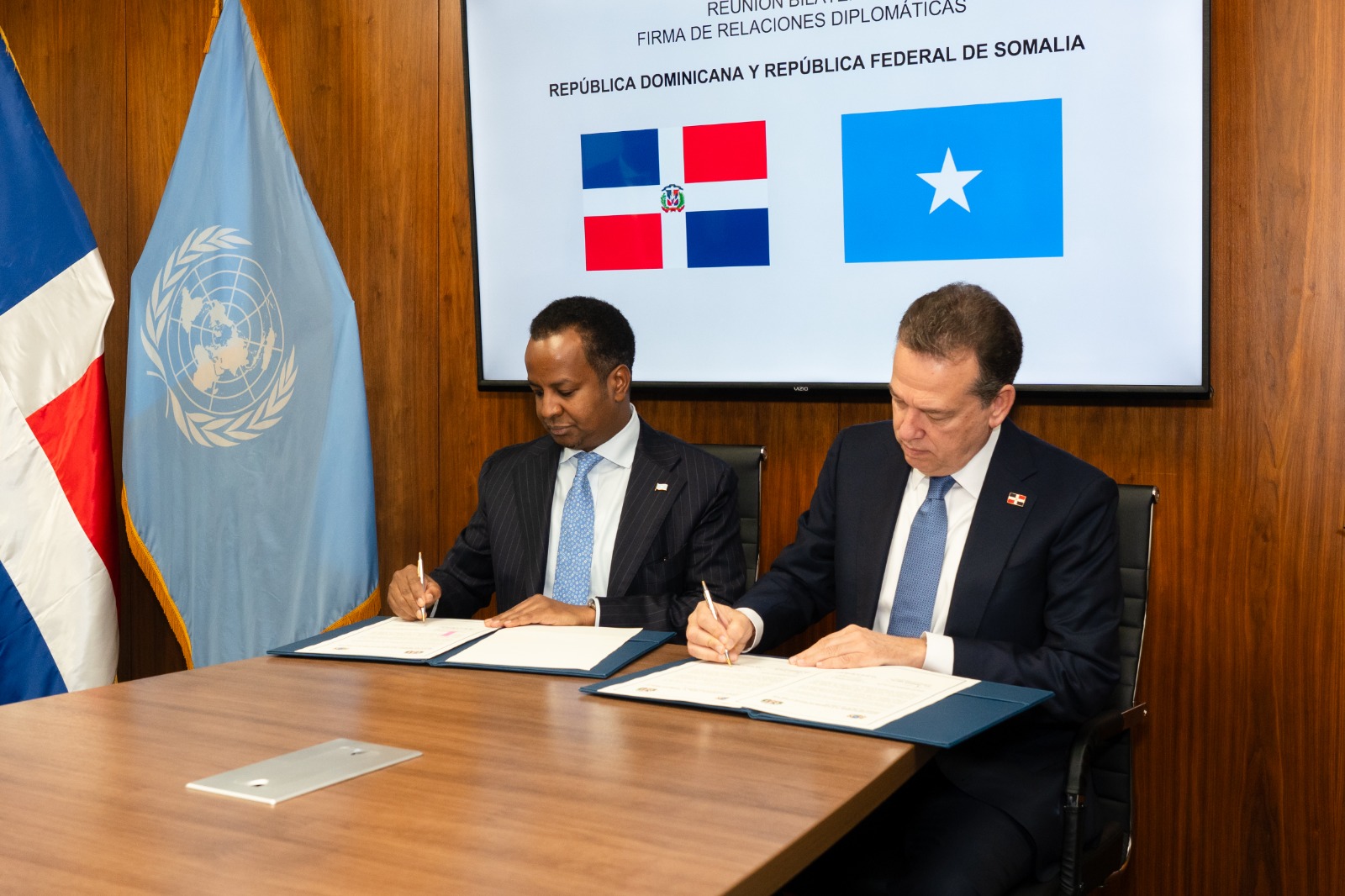 RD y Somalia establecen relaciones diplomáticas