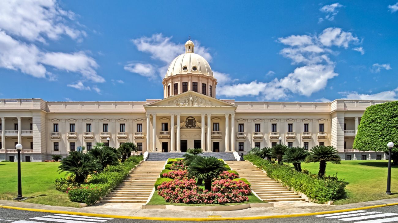 Decreto 671-26 autoriza al FONPER a pagar prestaciones en Falcondo