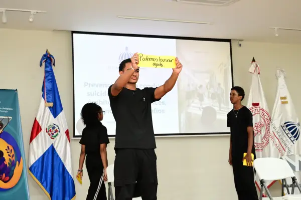 INTEC sede diálogo sobre prevención del suicidio en centros educat