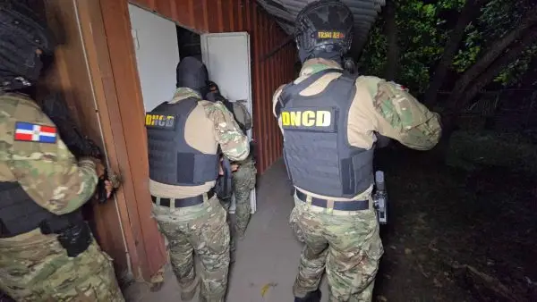DNCD ocupa 168 paquetes de cocaína y arresta supuesto narco