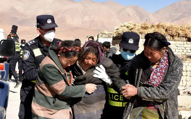 Al menos 16 muertos a causa de terremoto 7 grados en el Tíbet