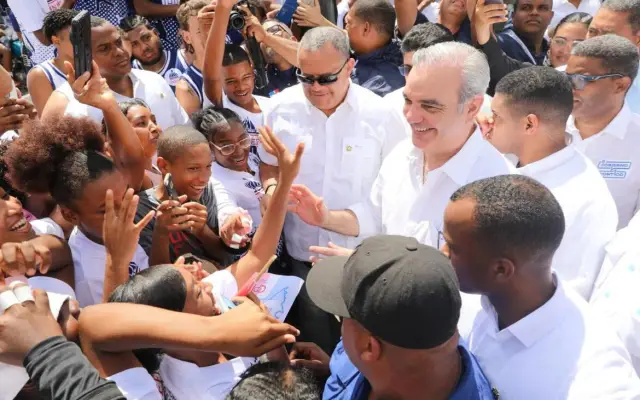 Abinader retomará su agenda nacional con entrega de obras