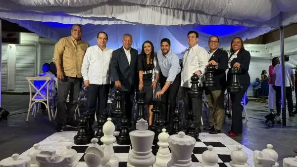 Inauguran Escuela de Ajedrez en SC con 50 becas para niños