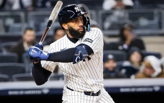Leones adquieren Amed Rosario en cambio con Tigres del Licey