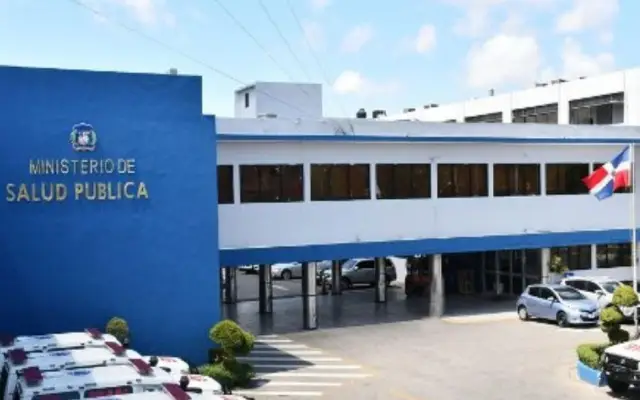 SP presenta plan fortalecer la atención médica en 3 provincias