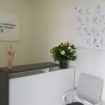 Inauguran centro audiológico y terapia para personas sordas
