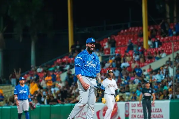 Estrellas, Licey y Escogido ganan en el beisbol profesional de RD