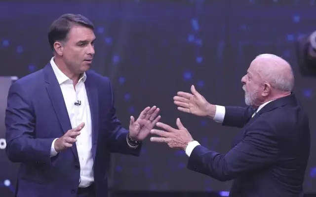 BRASIL: Lula y Flávio Bolsonaro chocan en un debate televisado