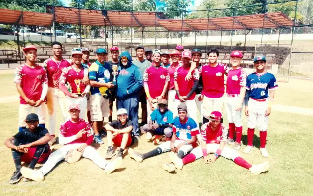 Academia Los Bautys obtiene corona Lighting BPL-Béisbol